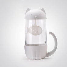 Load image into Gallery viewer, Taza de vidrio encantadora gato de té con filtro de pescado Filtro de taza de vidrio filtro Infusor de té taza hogar Oficina contenedor regalo
